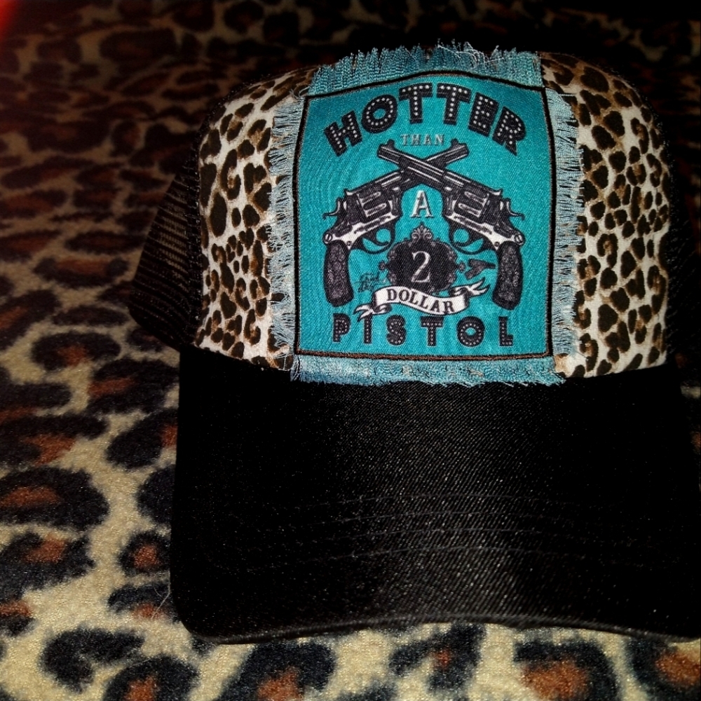 Women's trucker hat